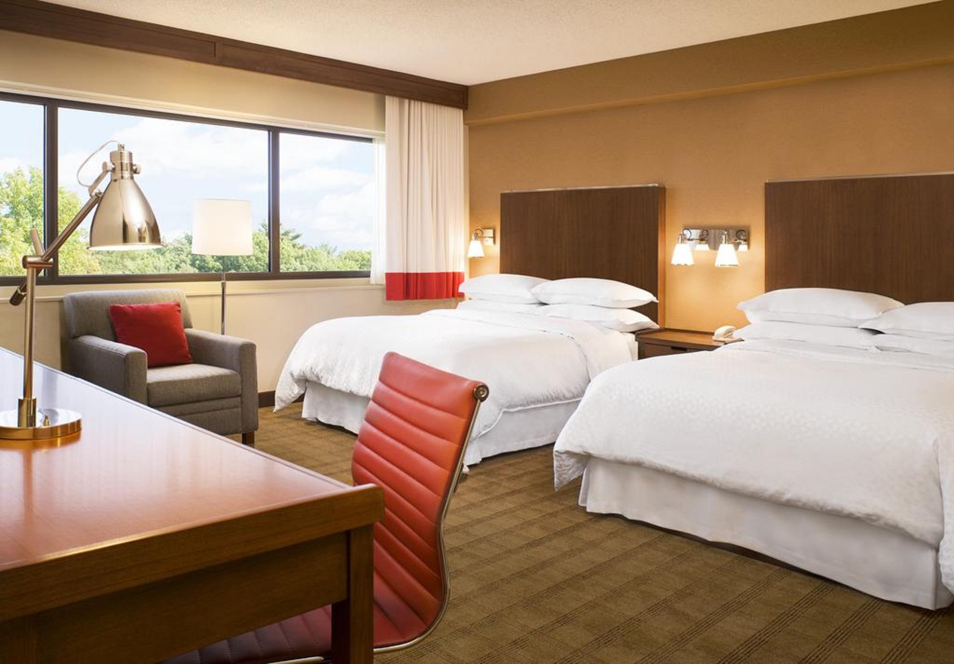 Four Points By Sheraton Cleveland Airport Exterior foto